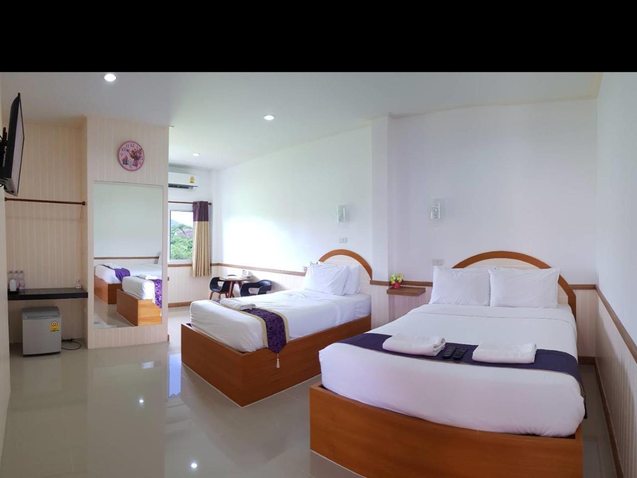 The Aam Resort Bang Sare Exterior photo