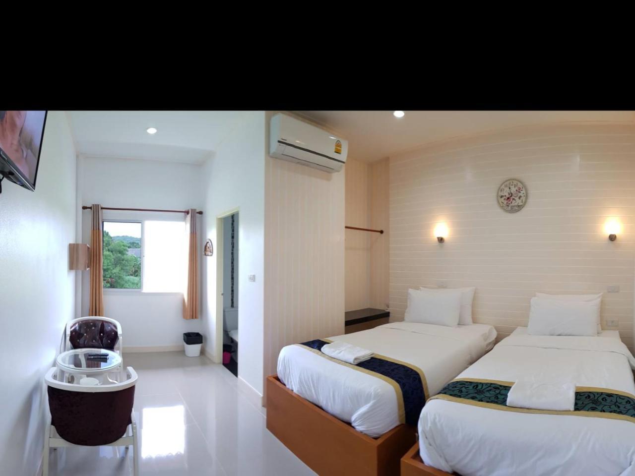 The Aam Resort Bang Sare Exterior photo